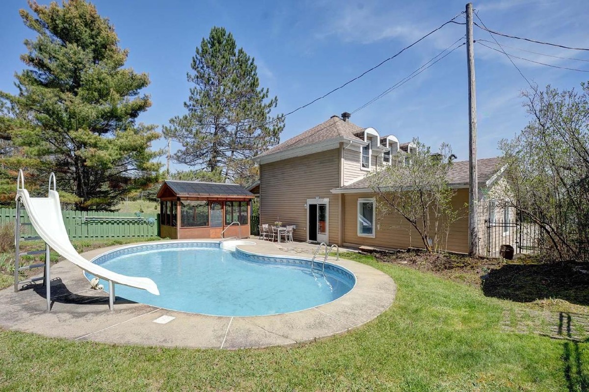 House, Warehouse, Garage, Barn, Riviere-Rouge