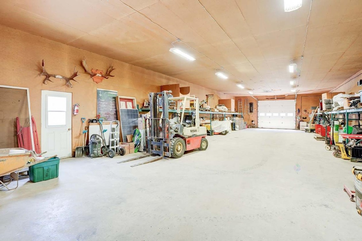 House, Warehouse, Garage, Barn, Riviere-Rouge