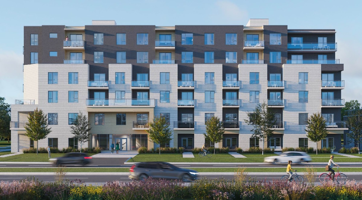 1,307 sq. ft. corner commercial space in Delson